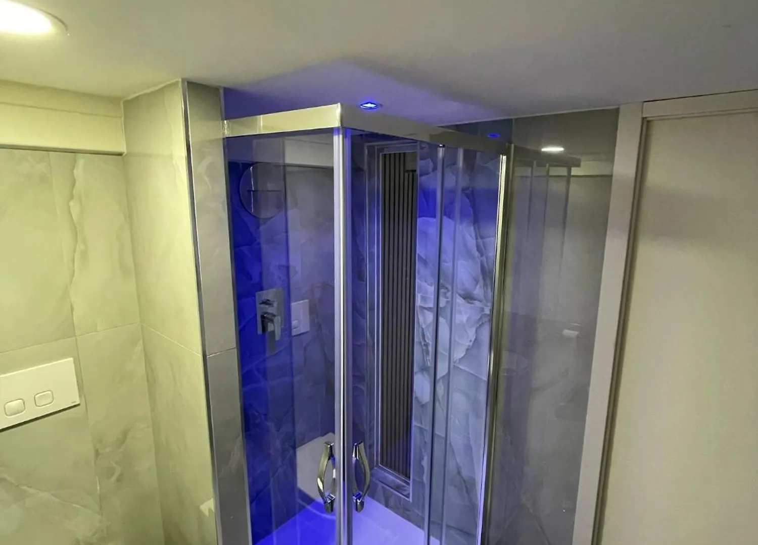 Charm E Chic Apartment Naples